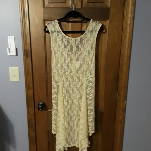 Akira Chicago Red Label Lace Dress NWT L - Picture 1 of 2